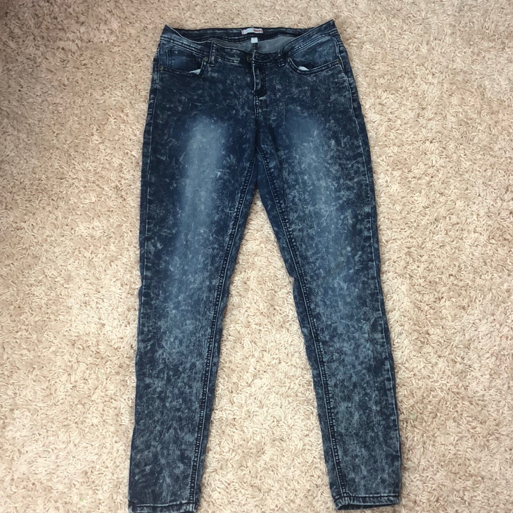 Women jeans